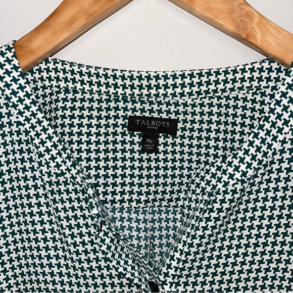 Talbots Blouse Women’s Size Medium‎ Petite Green White Houndstooth Button Flowy - Picture 7 of 8